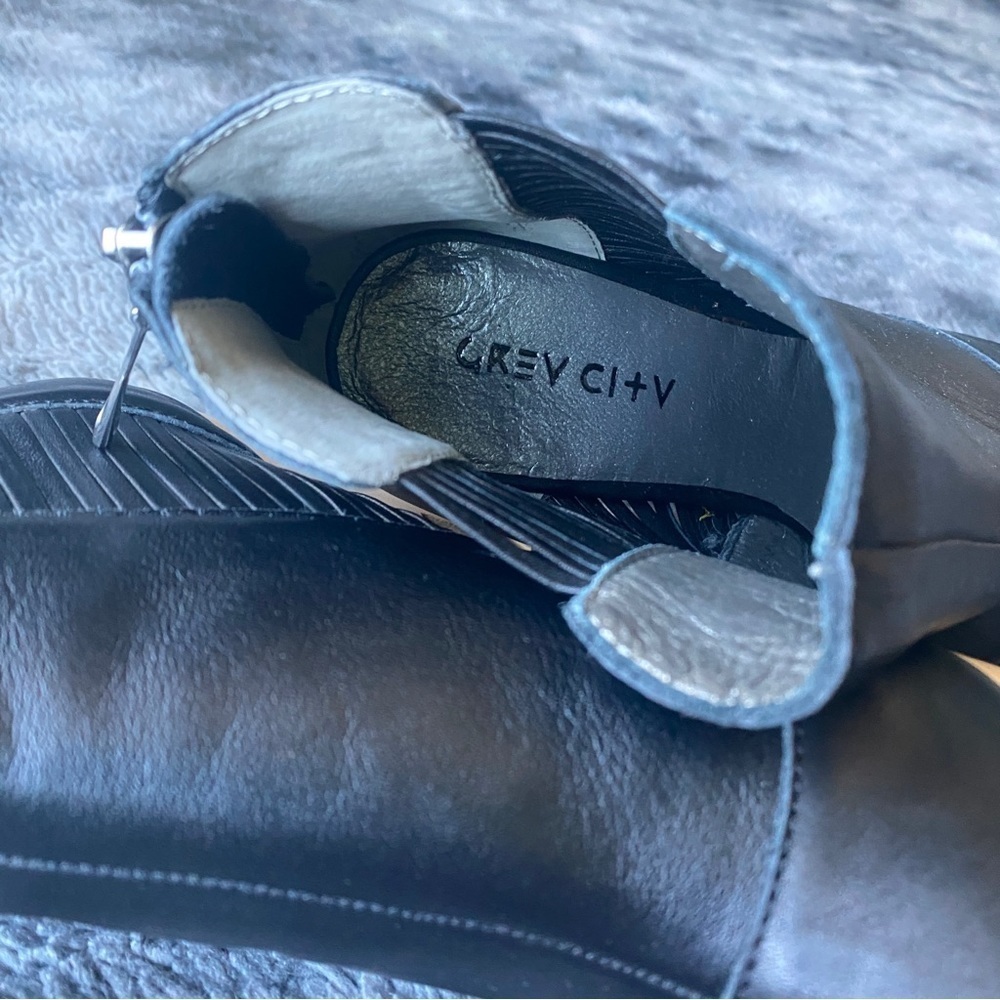 Grey City Slash Wood Cutout Wedges - Picture 11 of 11